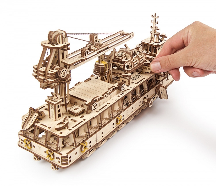 Ugears Research Vessel