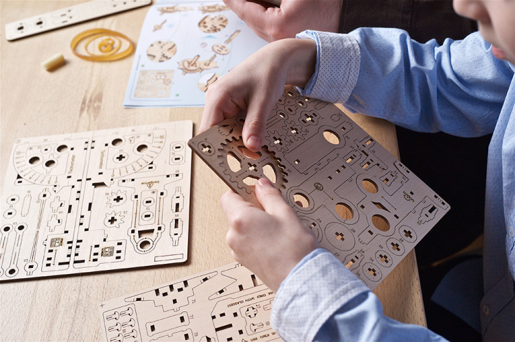 Ugears Tachometer STEM LAB