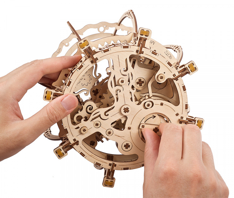 Ugears Mechanical Aquarium