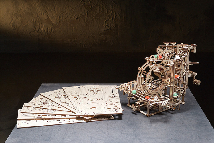Ugears Marble Run Stepped Hoist