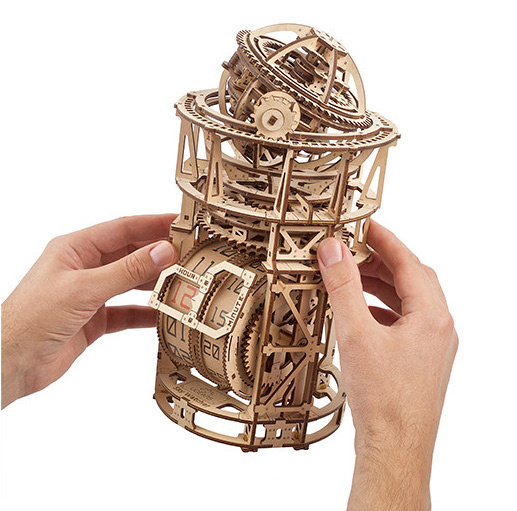 Ugears Sky Watcher Tourbillon Bordsklocka