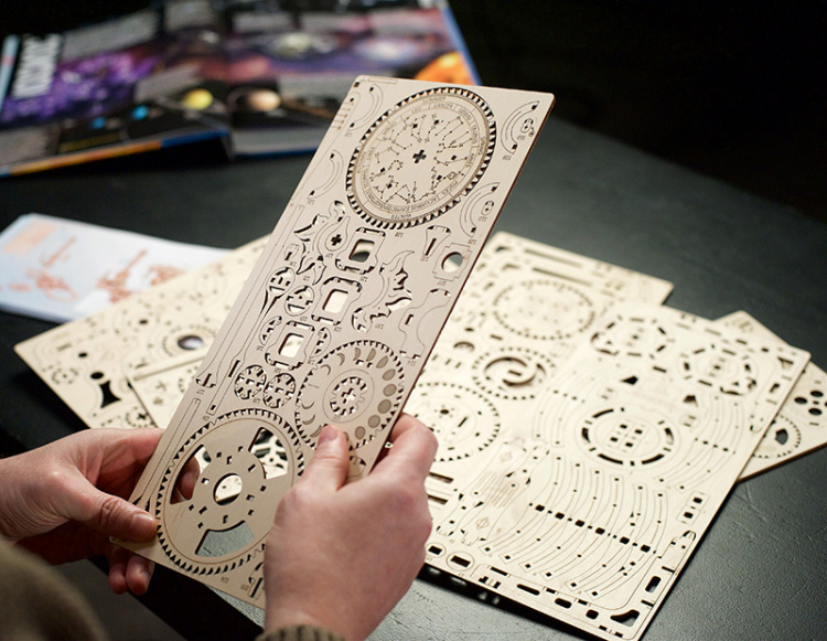 Ugears Mechanical Tellurion