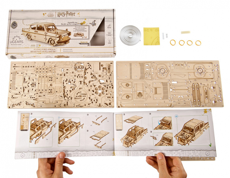 Ugears Flying Ford Anglia Harry Potter