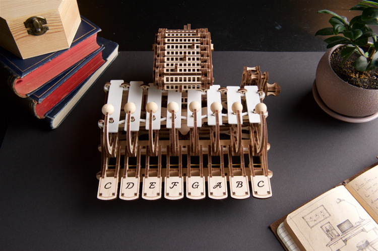 Ugears Mechanical Celesta Musikinstrument
