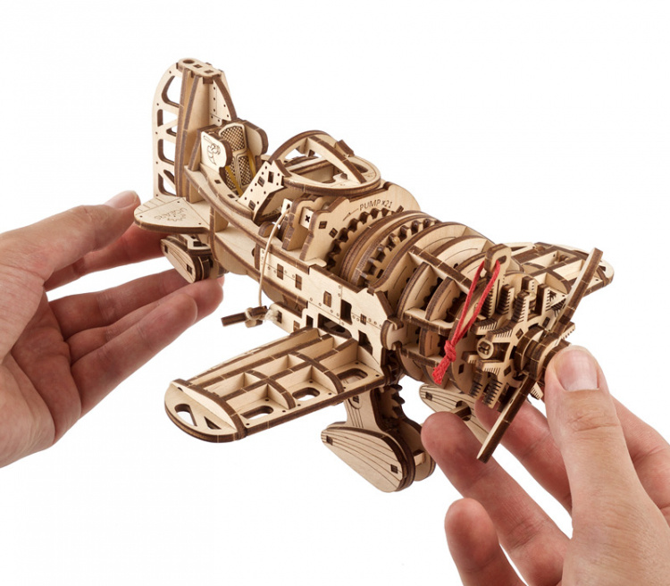 Ugears Mad Hornet Airplane Byggsats