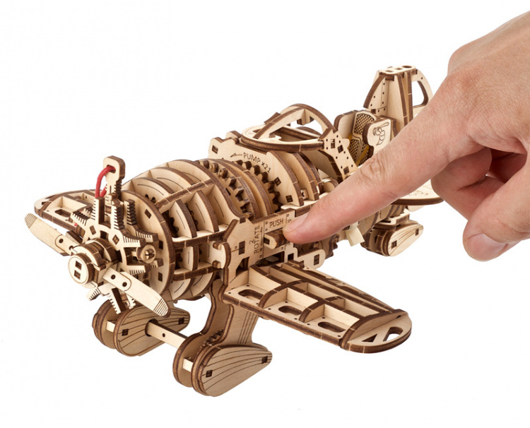 Ugears Mad Hornet Airplane Byggsats