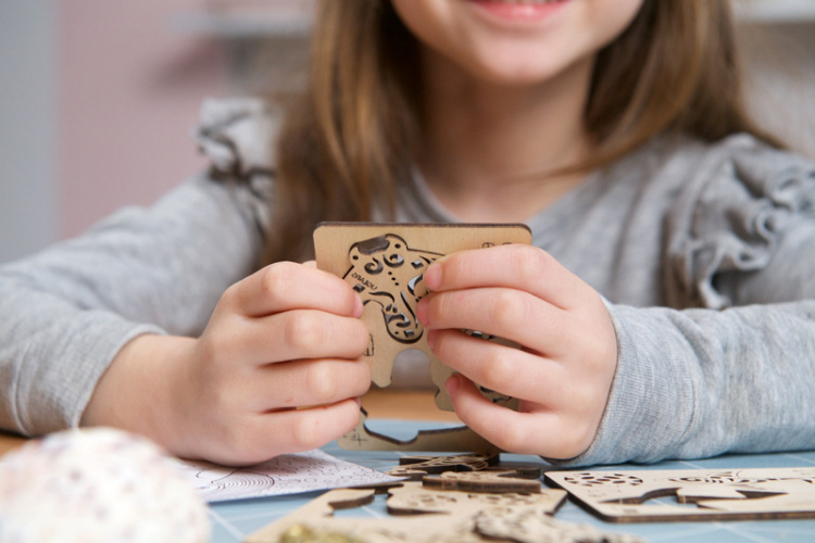 Ugears U-Fidget Pacific Ocean