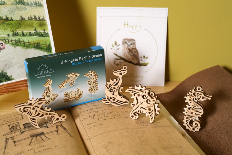 Ugears U-Fidget Pacific Ocean