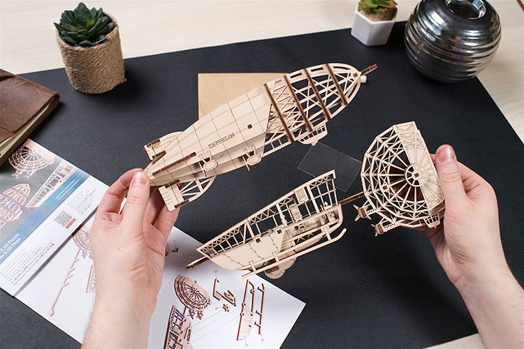 Ugears Zeppelin 2.5D Puzzle