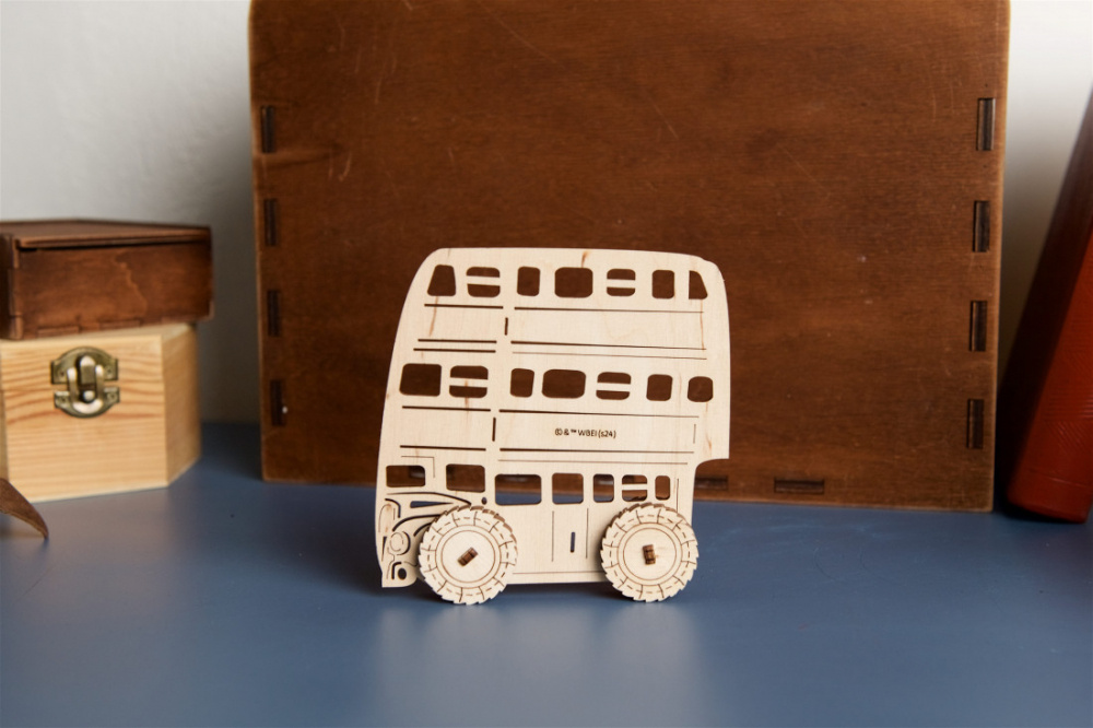 Ugears Coloring The Knight Bus (för barn)