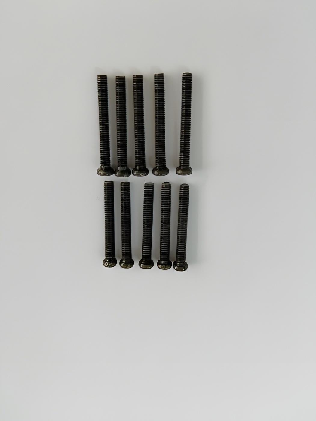 Phillips Skruv M2.5x20mm (8)