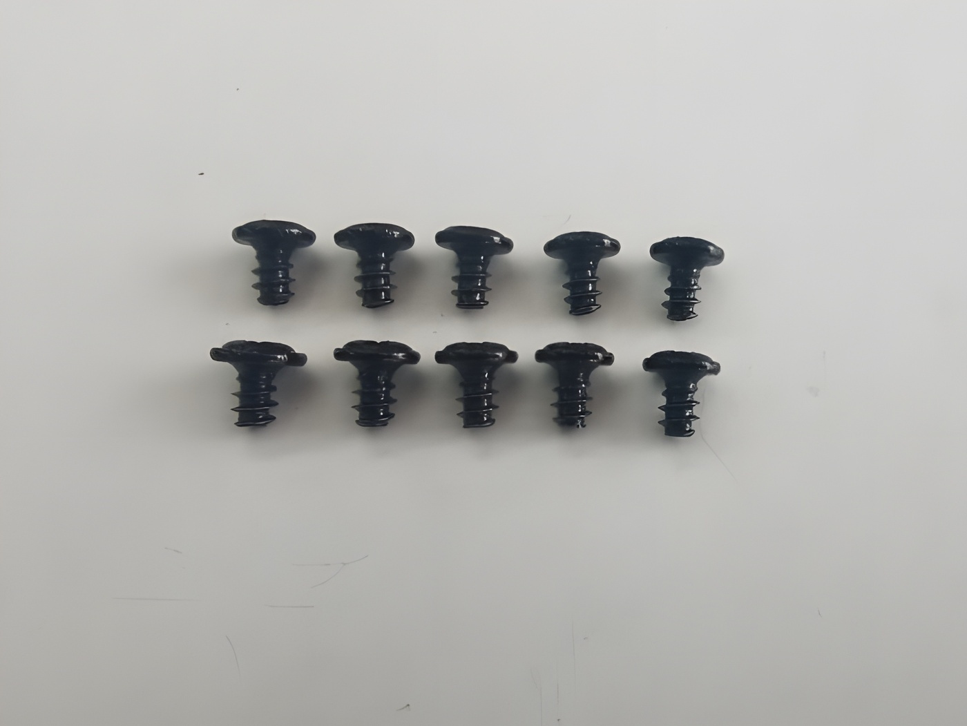 Självgängad Skruv 2.6x4mm (10)