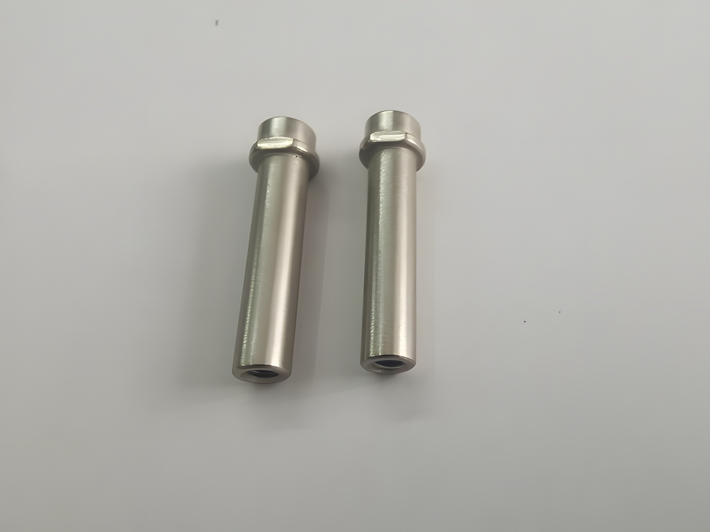 Styrning Stolpe 7x30.1mm (2)