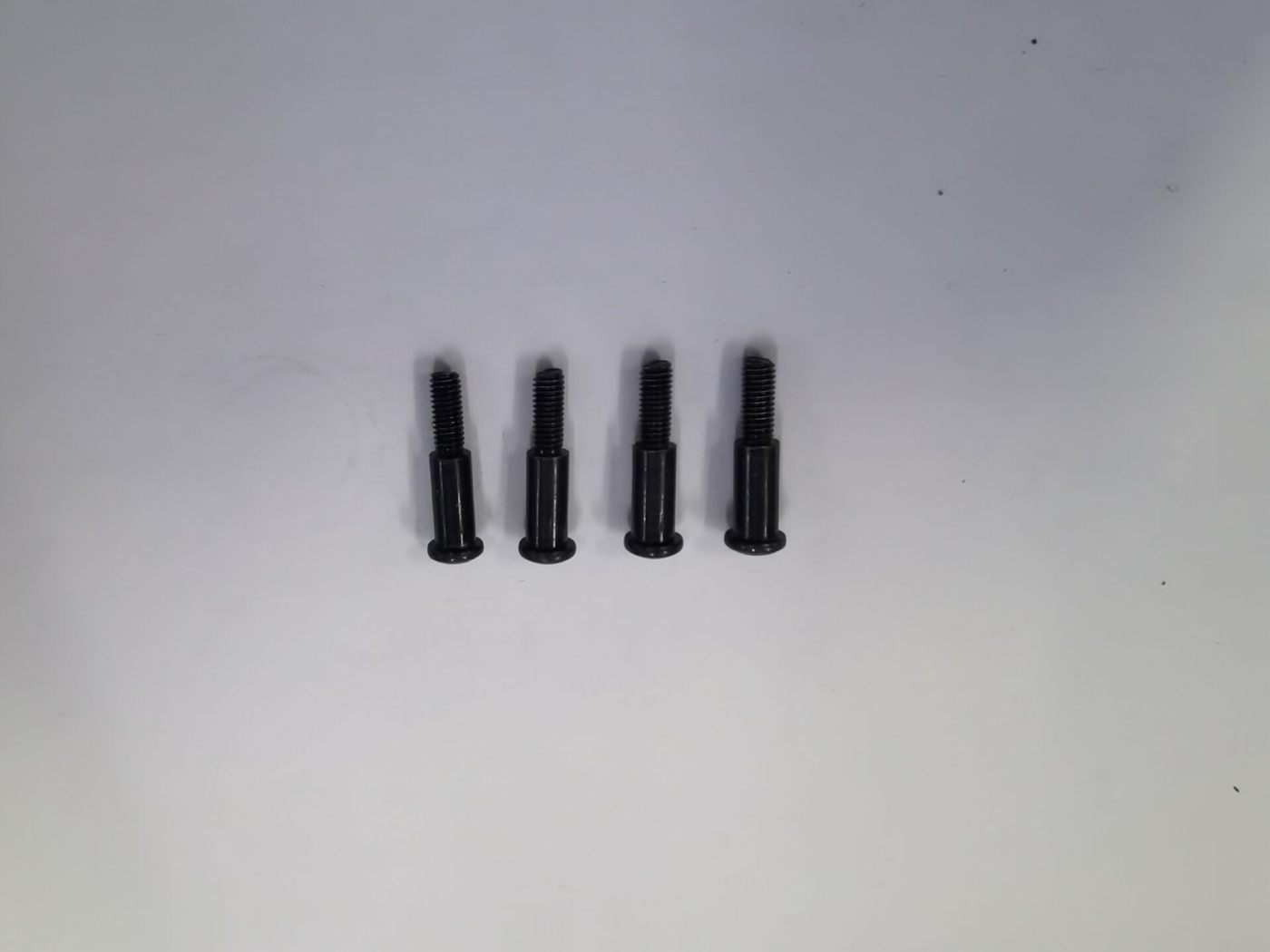 Pinnaxel Gängad 4x17mm (4)